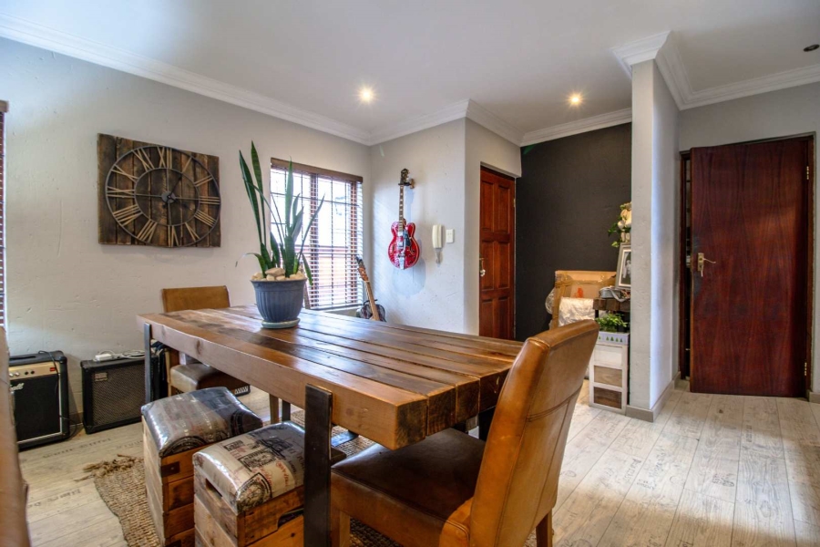 3 Bedroom Property for Sale in New Redruth Gauteng