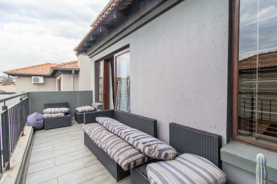 3 Bedroom Property for Sale in New Redruth Gauteng