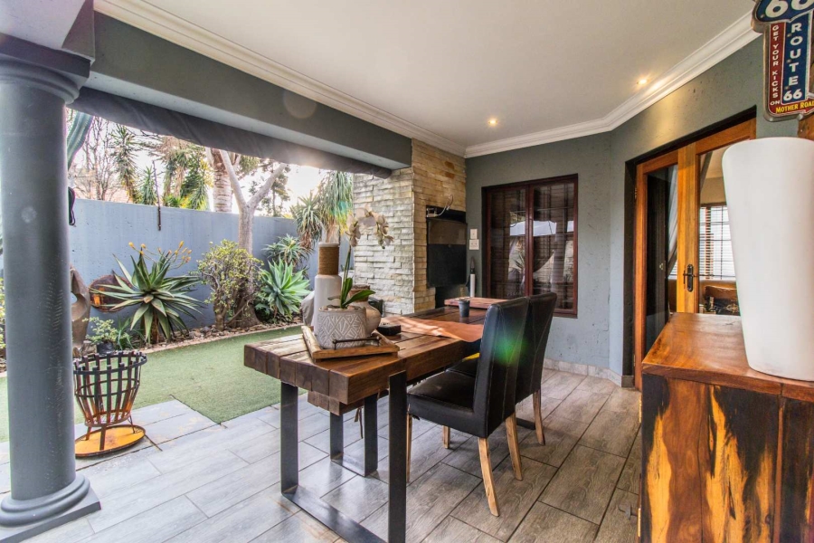 3 Bedroom Property for Sale in New Redruth Gauteng