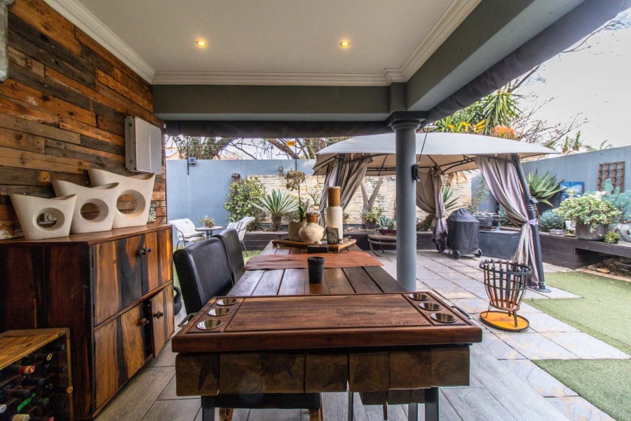 3 Bedroom Property for Sale in New Redruth Gauteng