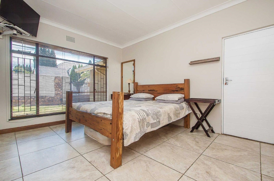 3 Bedroom Property for Sale in Florida Glen Gauteng