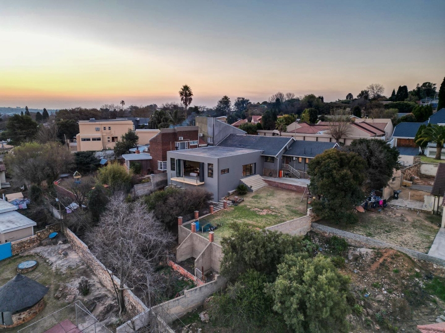 3 Bedroom Property for Sale in Florida Glen Gauteng