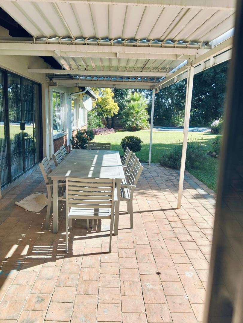 4 Bedroom Property for Sale in Wierdapark Gauteng