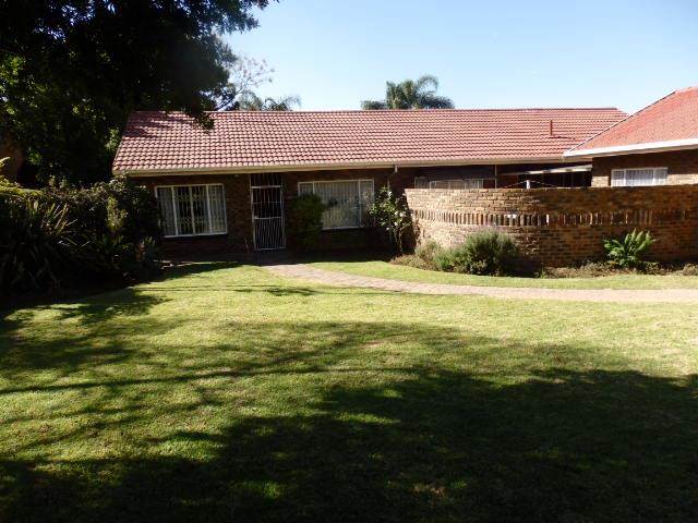 4 Bedroom Property for Sale in Constantia Park Gauteng