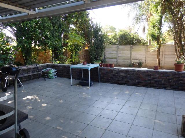 4 Bedroom Property for Sale in Constantia Park Gauteng