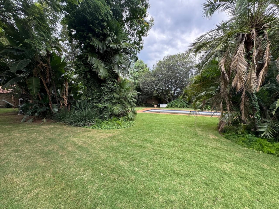5 Bedroom Property for Sale in Waterkloof Ridge Gauteng