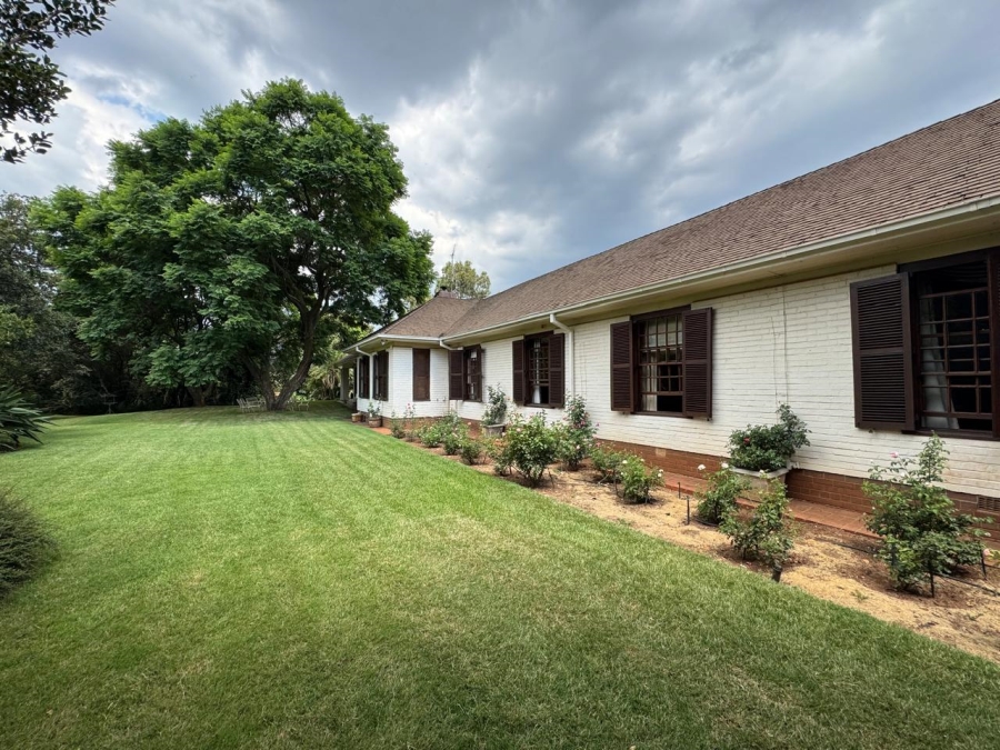 5 Bedroom Property for Sale in Waterkloof Ridge Gauteng