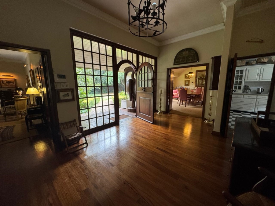 5 Bedroom Property for Sale in Waterkloof Ridge Gauteng