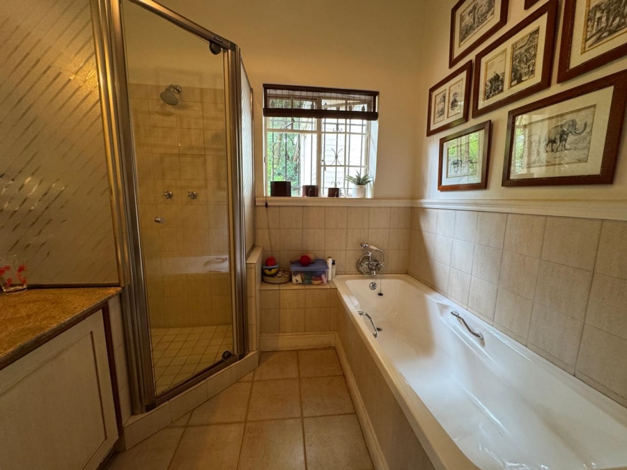5 Bedroom Property for Sale in Waterkloof Ridge Gauteng
