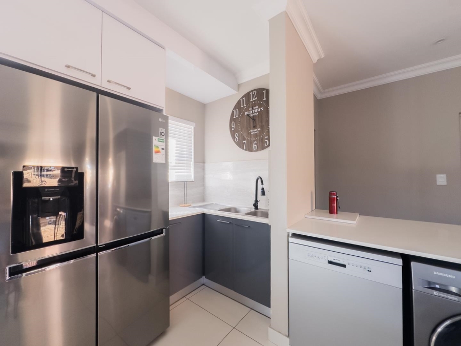 To Let 3 Bedroom Property for Rent in Equestria Gauteng