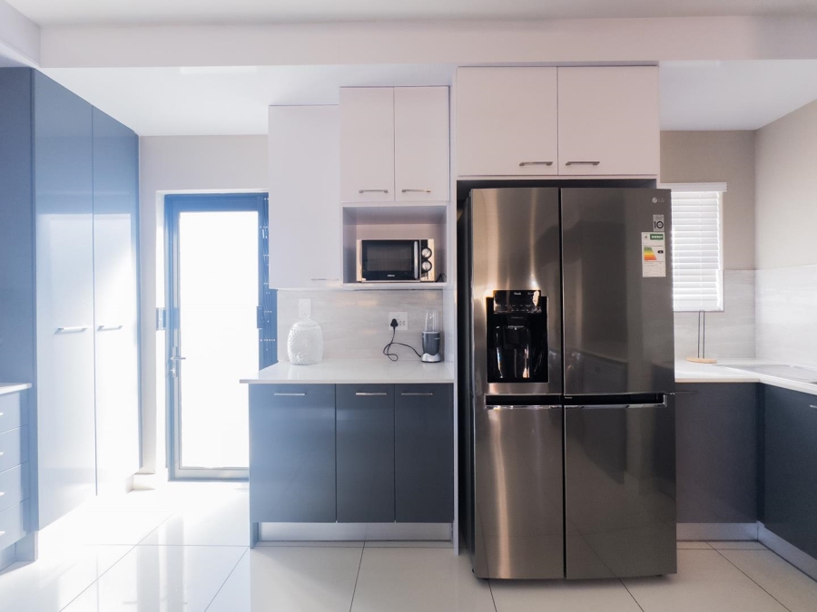 To Let 3 Bedroom Property for Rent in Equestria Gauteng