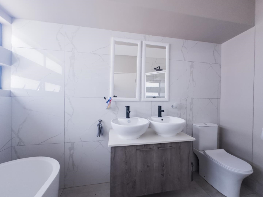 To Let 3 Bedroom Property for Rent in Equestria Gauteng