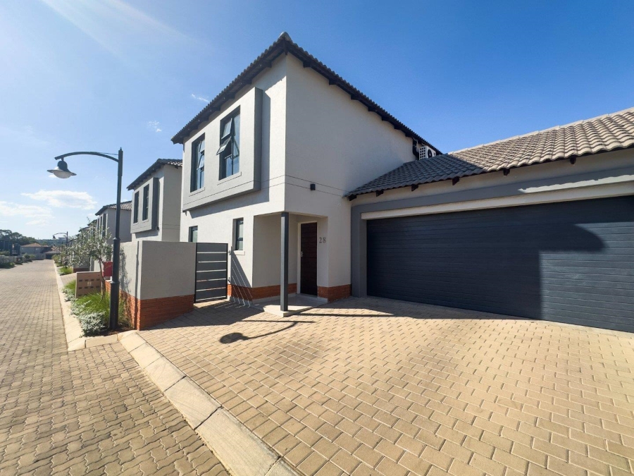 To Let 3 Bedroom Property for Rent in Equestria Gauteng