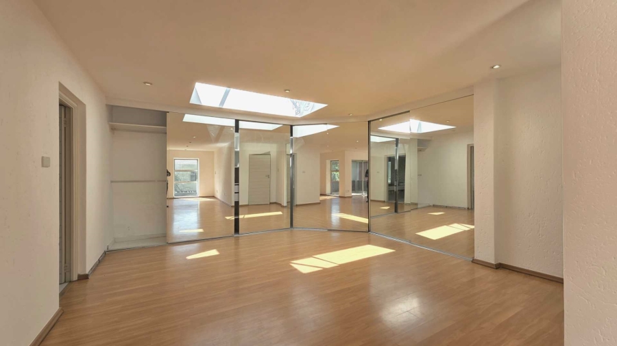 4 Bedroom Property for Sale in Sandown Gauteng