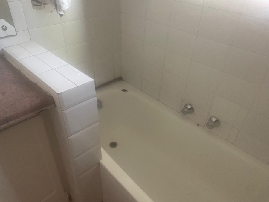 To Let 1 Bedroom Property for Rent in Highlands Gauteng