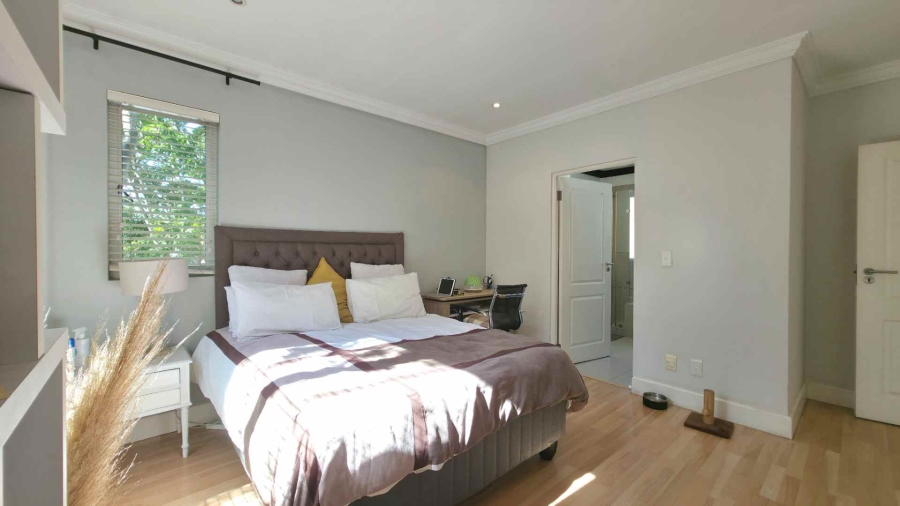 2 Bedroom Property for Sale in Atholl Gauteng