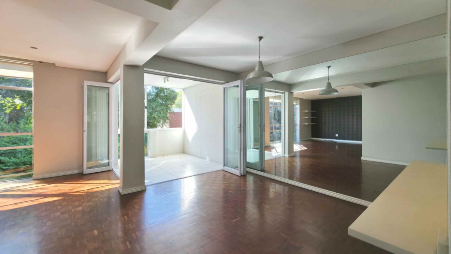 2 Bedroom Property for Sale in Illovo Gauteng