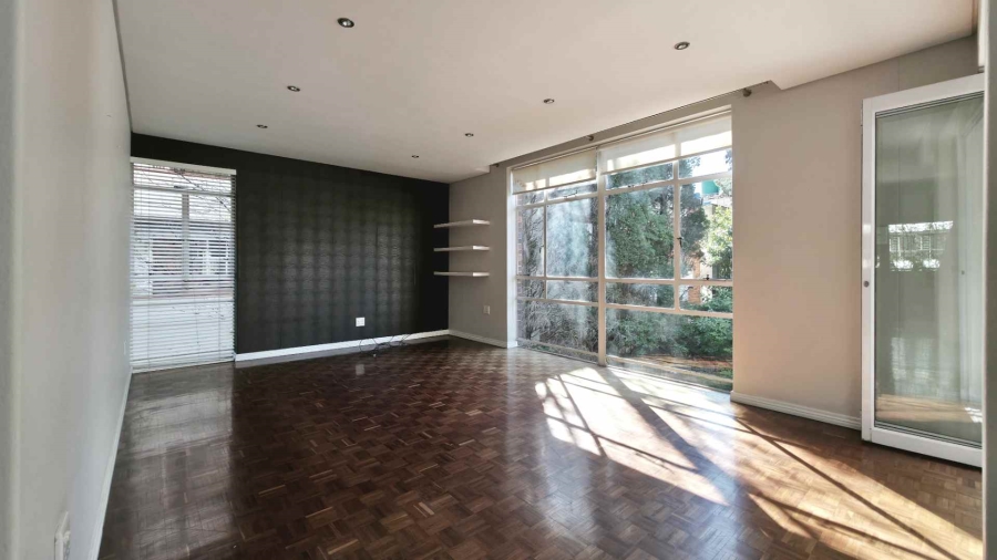 2 Bedroom Property for Sale in Illovo Gauteng