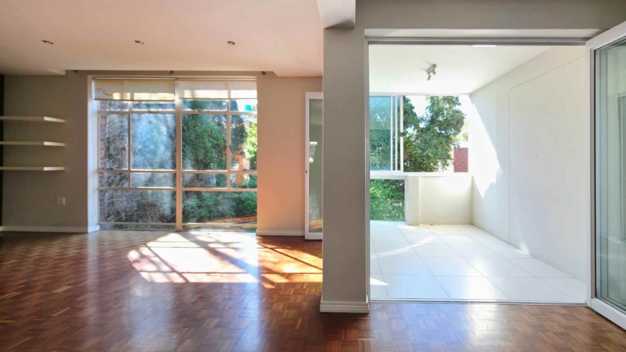 2 Bedroom Property for Sale in Illovo Gauteng