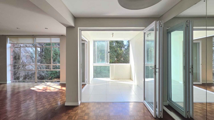 2 Bedroom Property for Sale in Illovo Gauteng