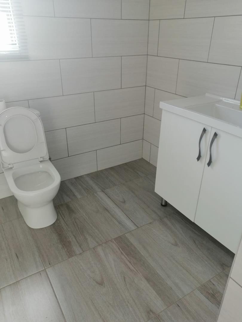 3 Bedroom Property for Sale in Rosslyn Gauteng