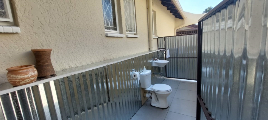 To Let 3 Bedroom Property for Rent in Brackendowns Gauteng