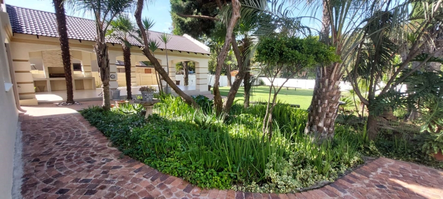 To Let 3 Bedroom Property for Rent in Brackendowns Gauteng