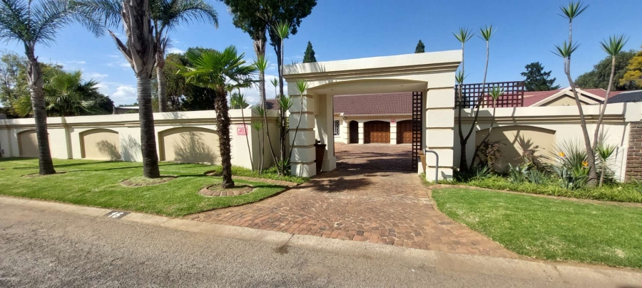 To Let 3 Bedroom Property for Rent in Brackendowns Gauteng