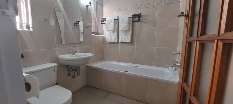 To Let 3 Bedroom Property for Rent in Brackendowns Gauteng