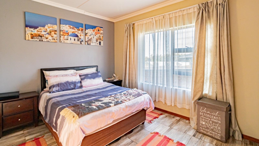 3 Bedroom Property for Sale in Noordwyk Gauteng