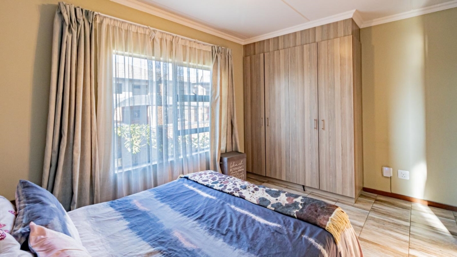 3 Bedroom Property for Sale in Noordwyk Gauteng