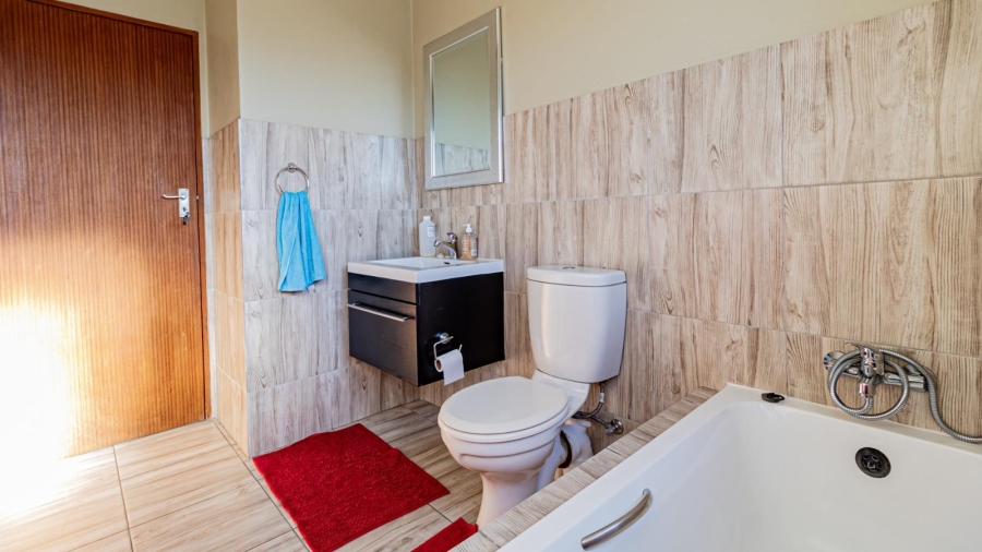 3 Bedroom Property for Sale in Noordwyk Gauteng
