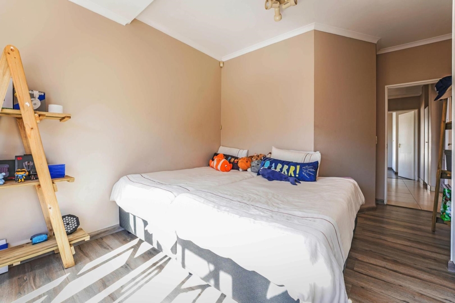 To Let 3 Bedroom Property for Rent in Edenburg Gauteng