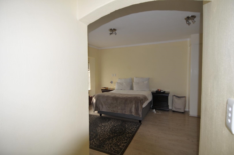 5 Bedroom Property for Sale in Moreleta Park Gauteng