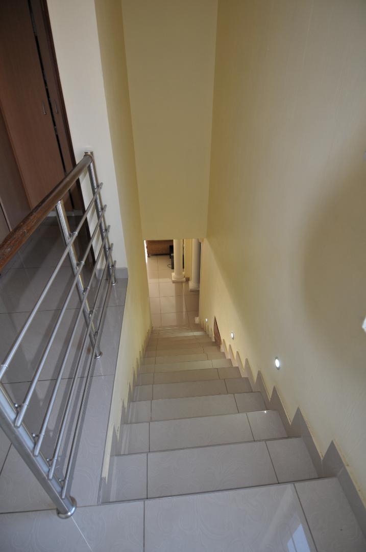 5 Bedroom Property for Sale in Moreleta Park Gauteng