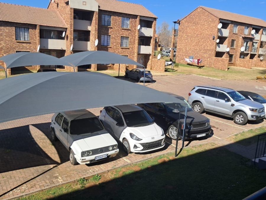 To Let 2 Bedroom Property for Rent in Midrand Gauteng