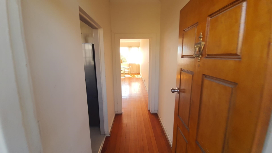 To Let 2 Bedroom Property for Rent in Illovo Gauteng