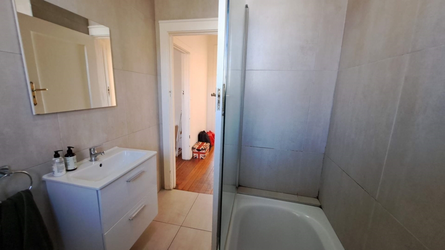 To Let 2 Bedroom Property for Rent in Illovo Gauteng