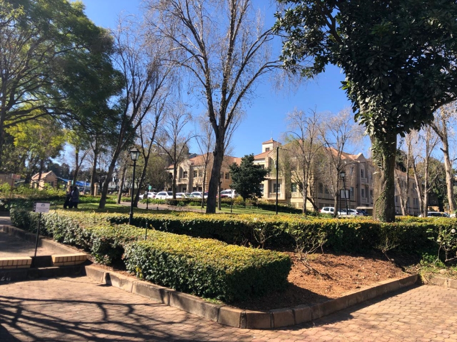 To Let commercial Property for Rent in Dunkeld Gauteng