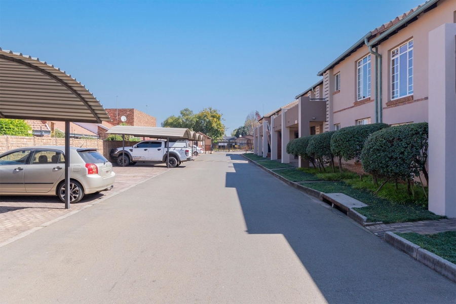 2 Bedroom Property for Sale in Brentwood Park Gauteng