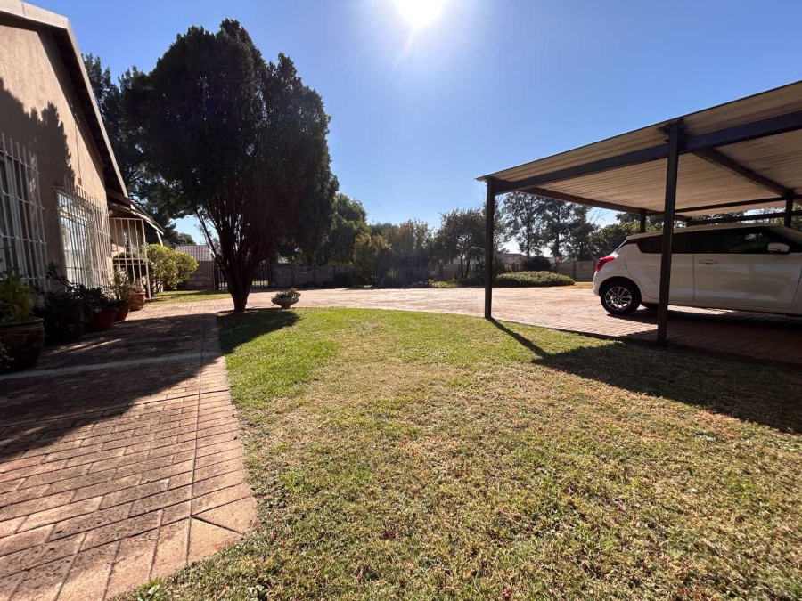 3 Bedroom Property for Sale in Mayberry Park Gauteng