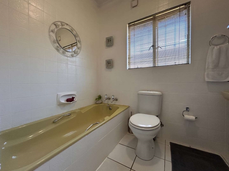 3 Bedroom Property for Sale in Mayberry Park Gauteng