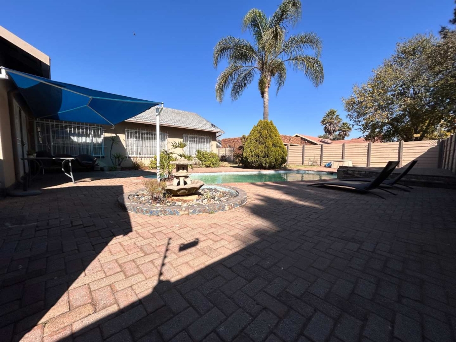 3 Bedroom Property for Sale in Mayberry Park Gauteng