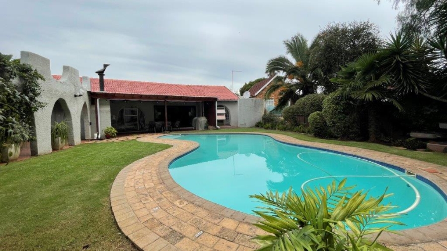 3 Bedroom Property for Sale in Albemarle Gauteng
