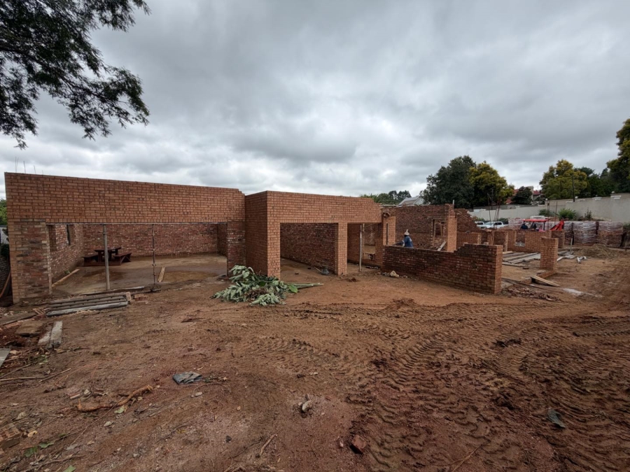 5 Bedroom Property for Sale in Atholl Gauteng