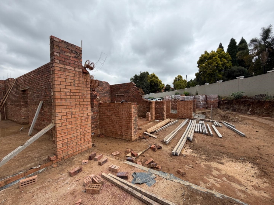 5 Bedroom Property for Sale in Atholl Gauteng