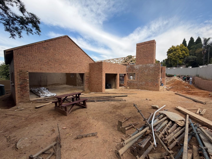 5 Bedroom Property for Sale in Atholl Gauteng