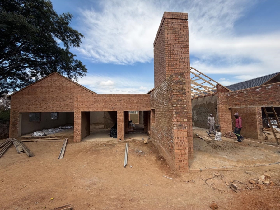 5 Bedroom Property for Sale in Atholl Gauteng