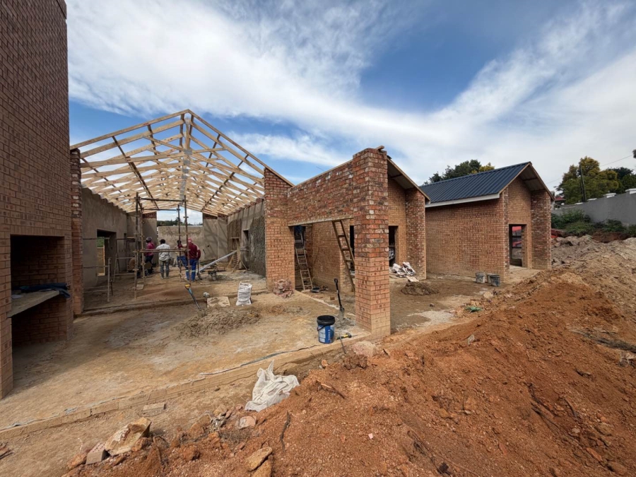 5 Bedroom Property for Sale in Atholl Gauteng