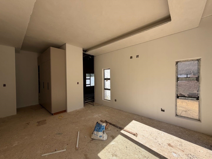 5 Bedroom Property for Sale in Atholl Gauteng